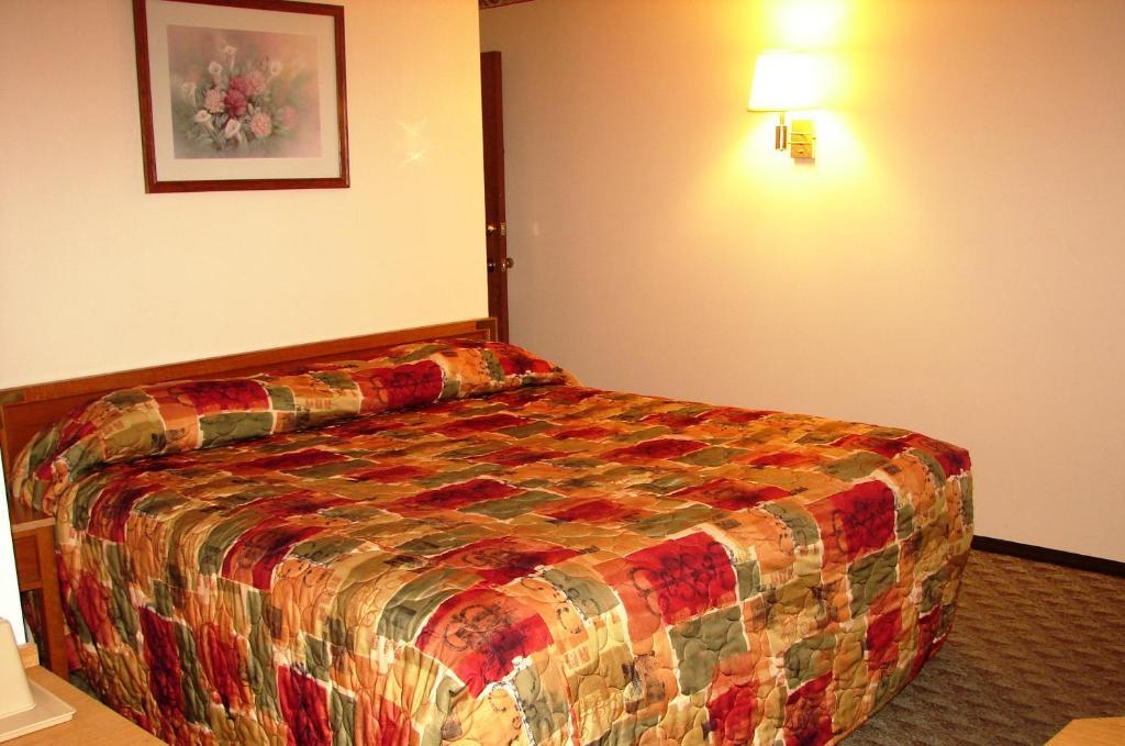 Baxter Inn 4 Less Baxter Springs Room photo